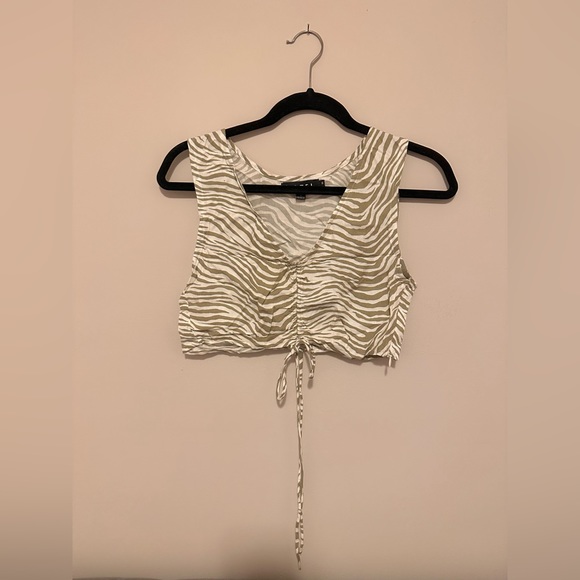 Motel Rocks Crop top in Tonal Zebra - Picture 1 of 3